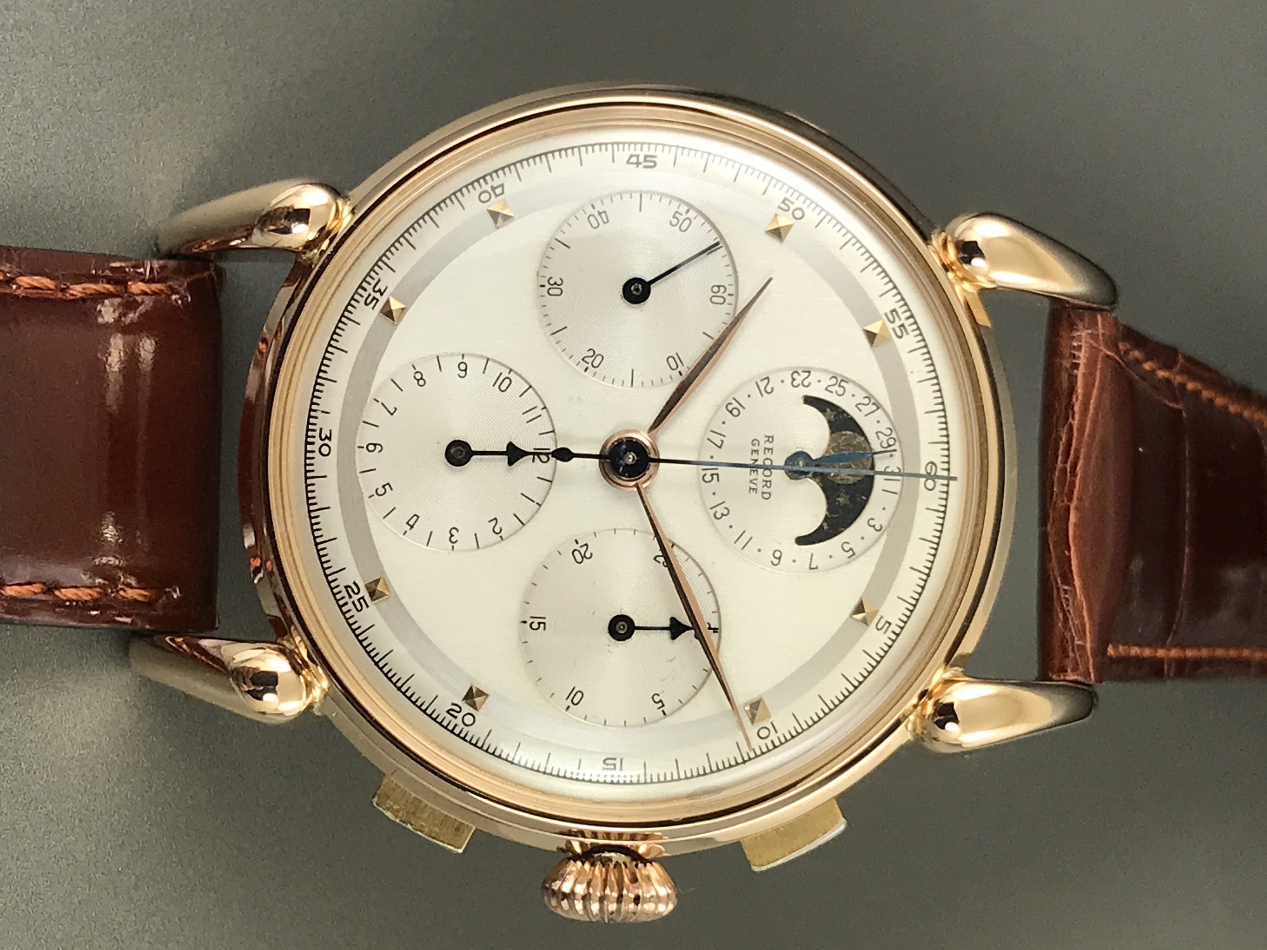 Record Geneve Chronograph